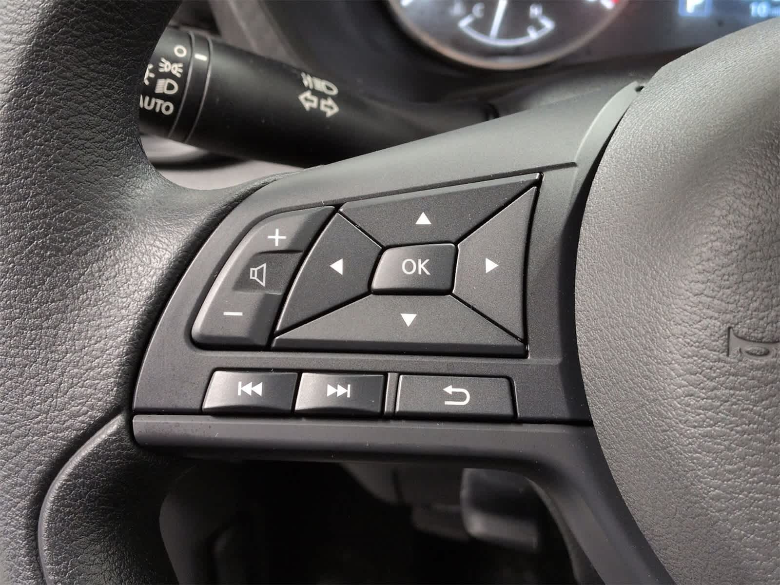 Thumbnail: 2025 Nissan Sentra - 24