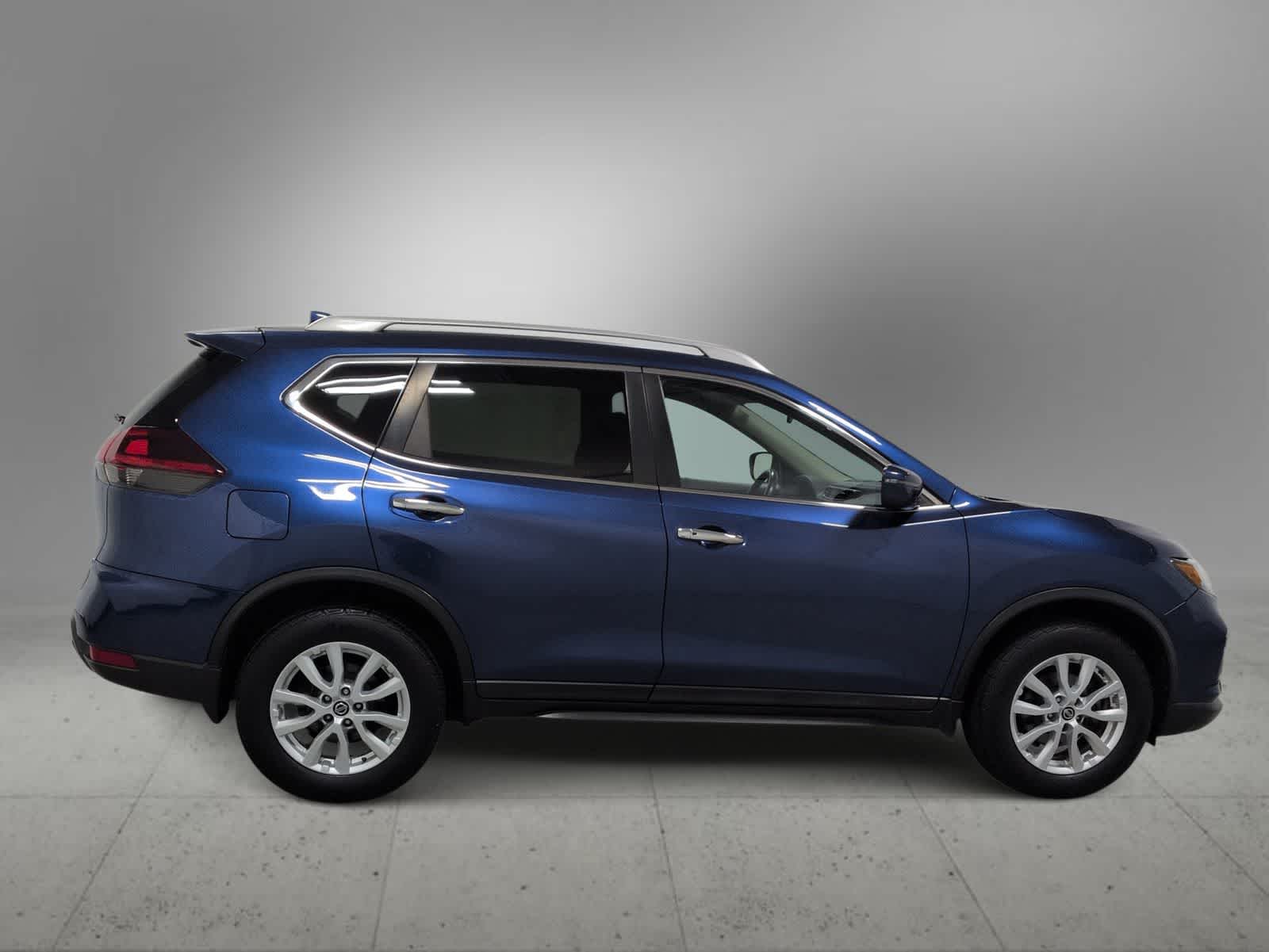 Thumbnail: 2018 Nissan Rogue - 8