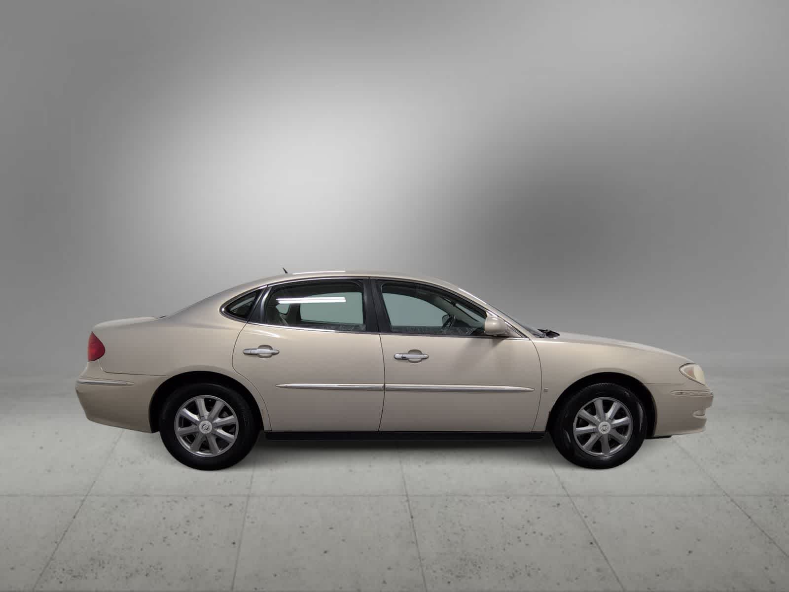 Thumbnail: 2008 Buick LaCrosse - 9