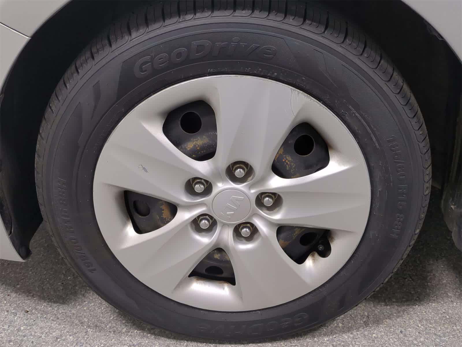 Thumbnail: 2018 Kia Forte - 13