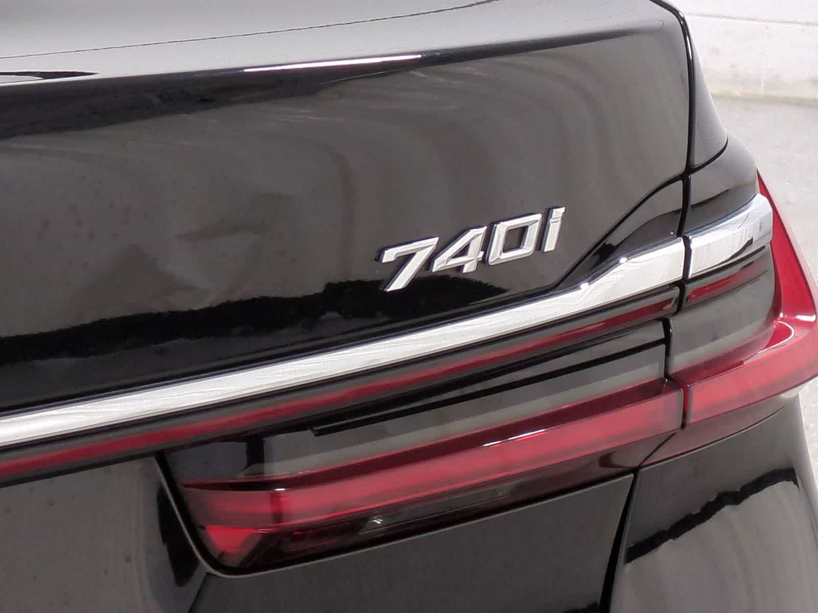 Thumbnail: 2020 BMW 7 Series - 12