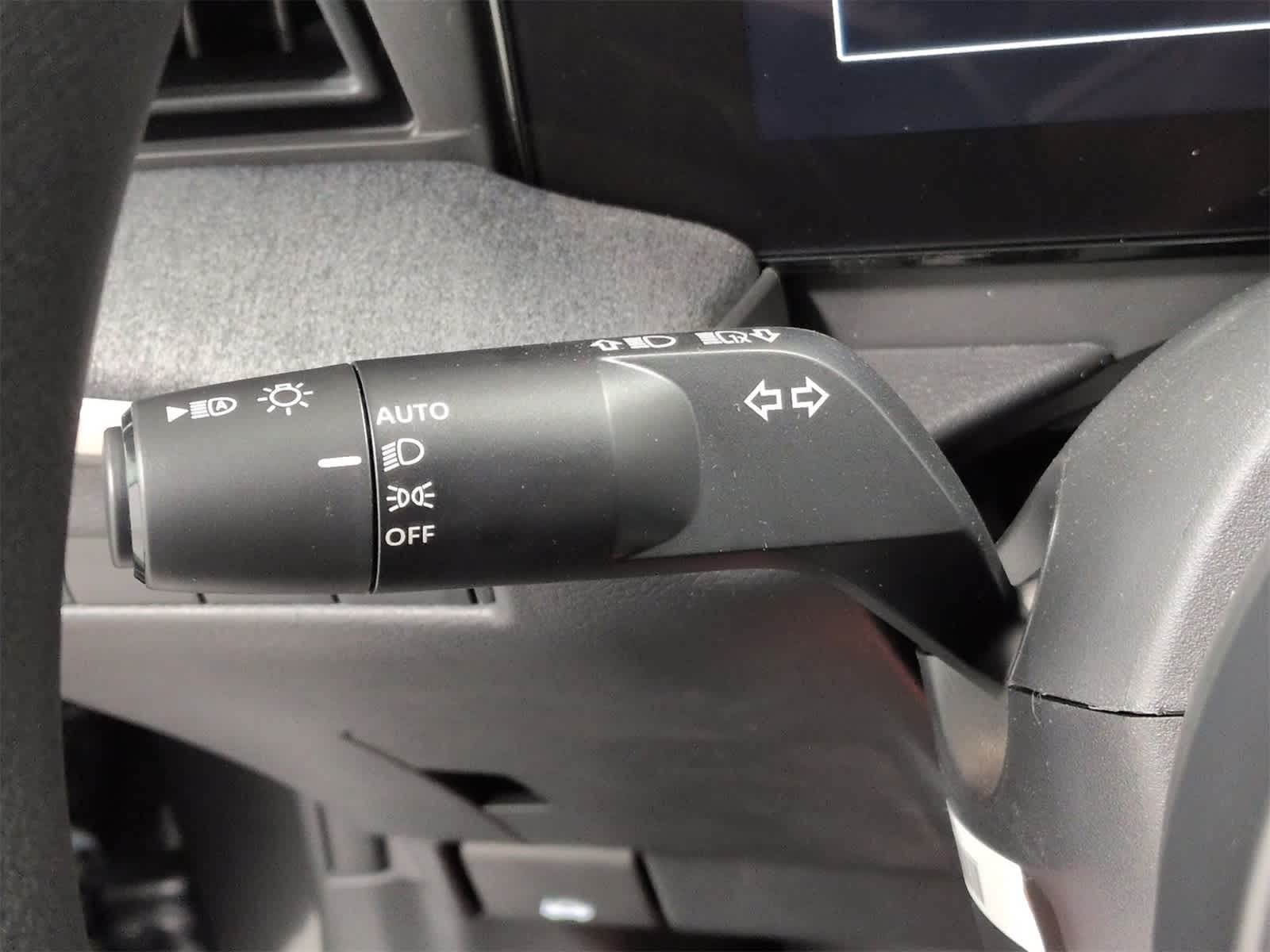 Thumbnail: 2026 Nissan Kicks - 29