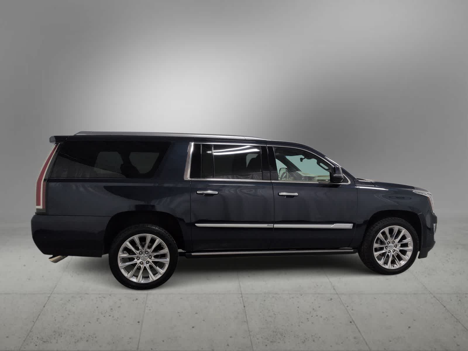 Thumbnail: 2019 Cadillac Escalade - 9