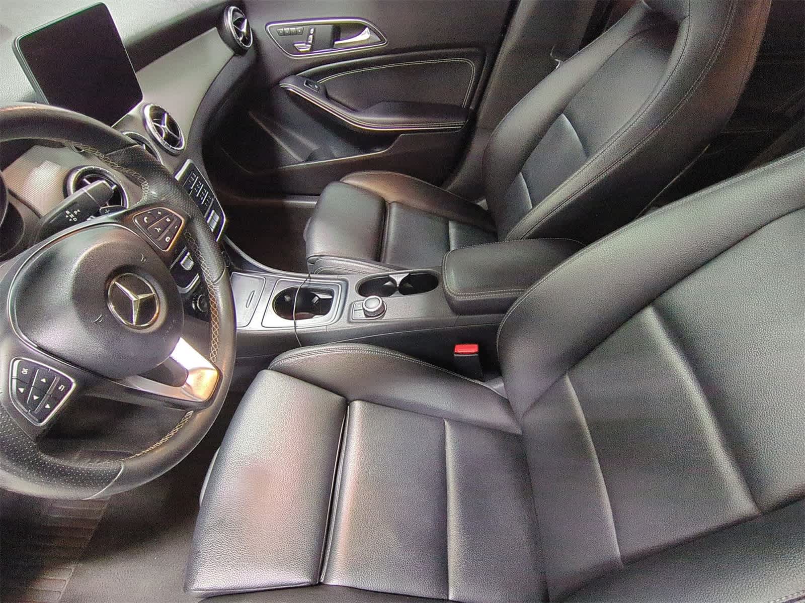 Thumbnail: 2018 Mercedes-Benz CLA - 17