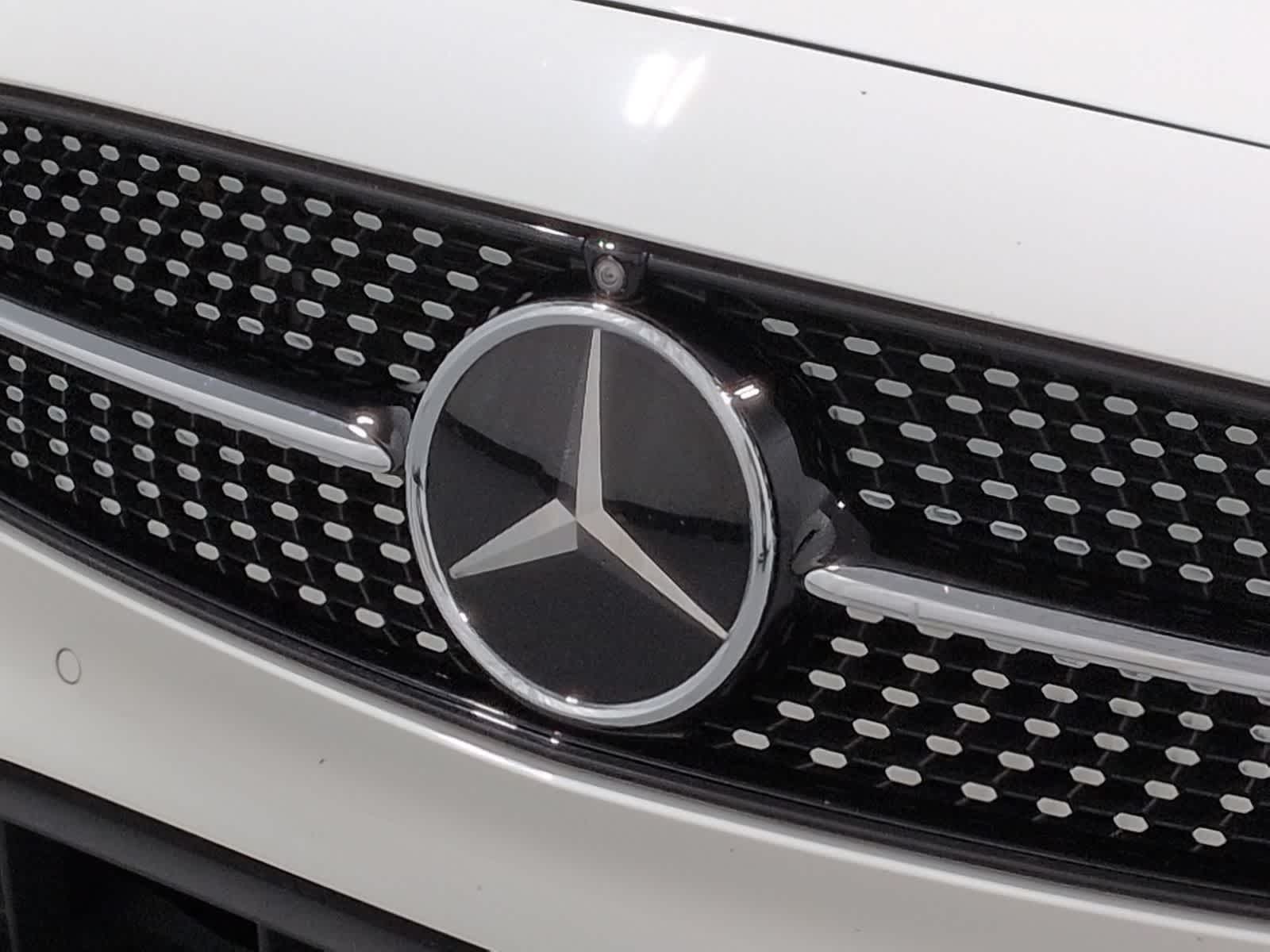 Thumbnail: 2021 Mercedes-Benz E-Class - 12