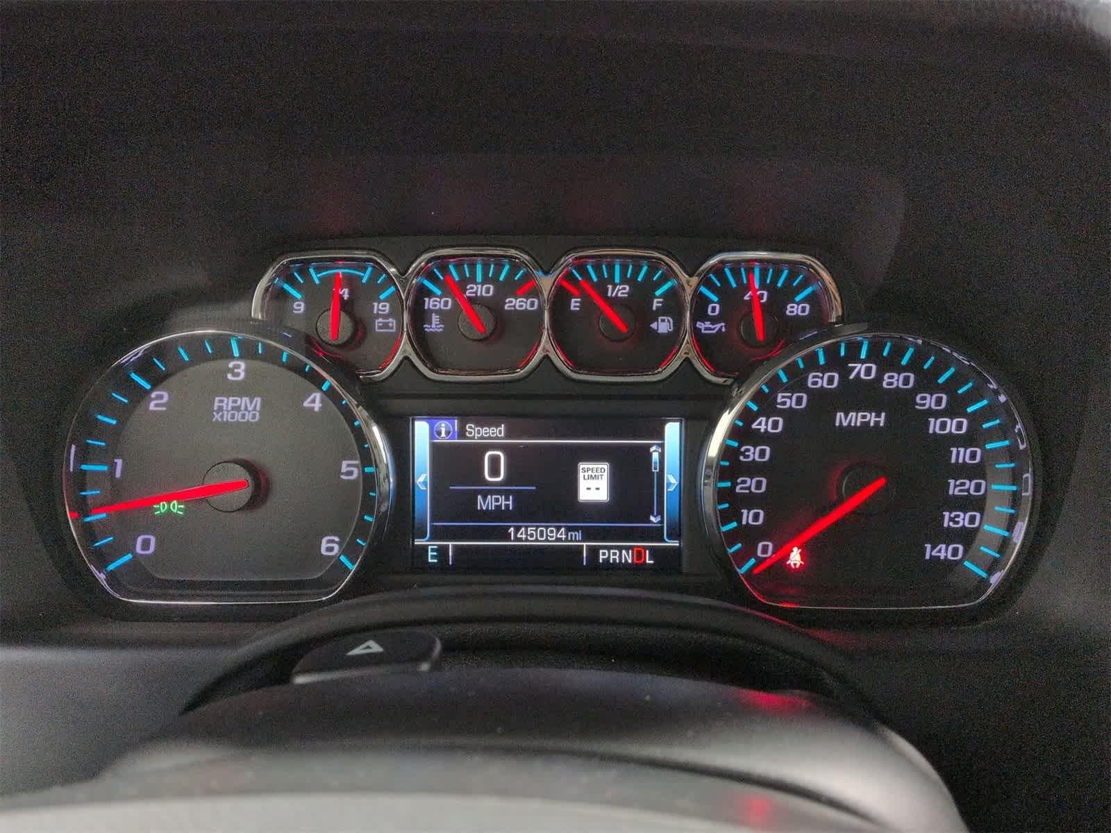 Thumbnail: 2018 Chevrolet Suburban - 36