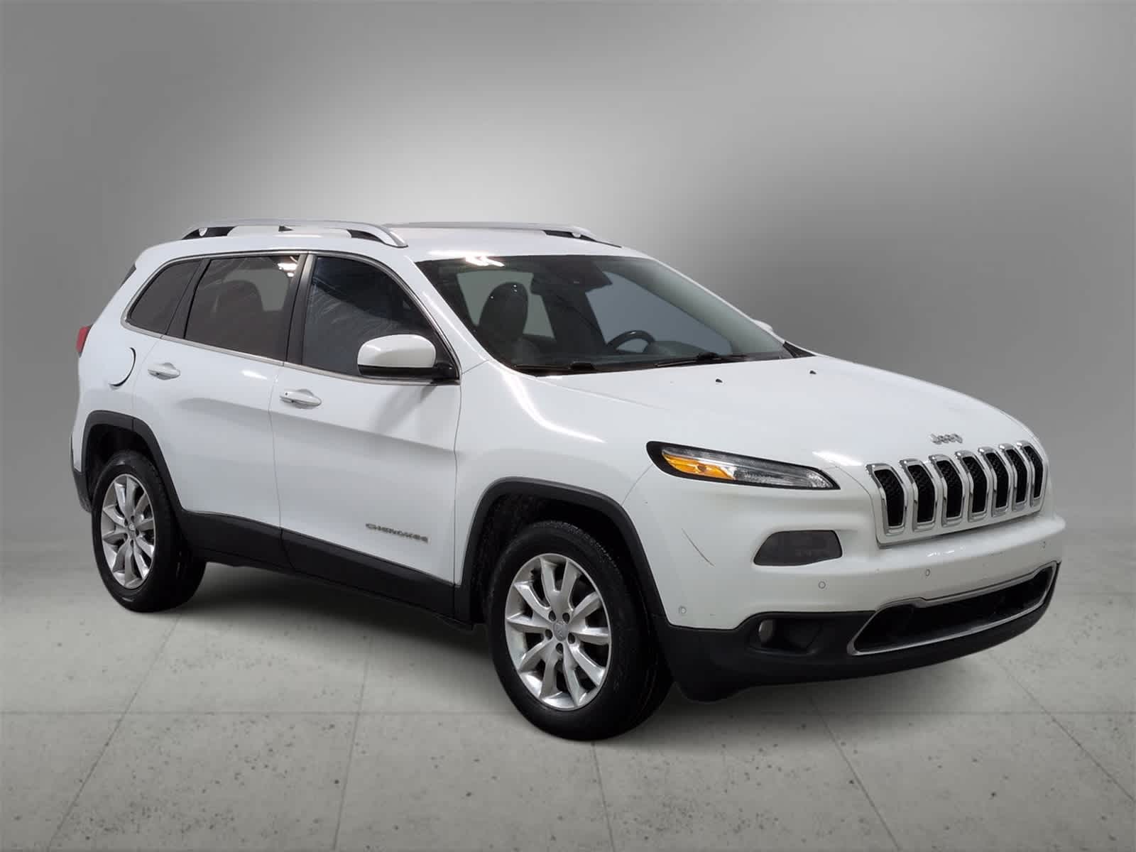Thumbnail: 2016 Jeep Cherokee - 2