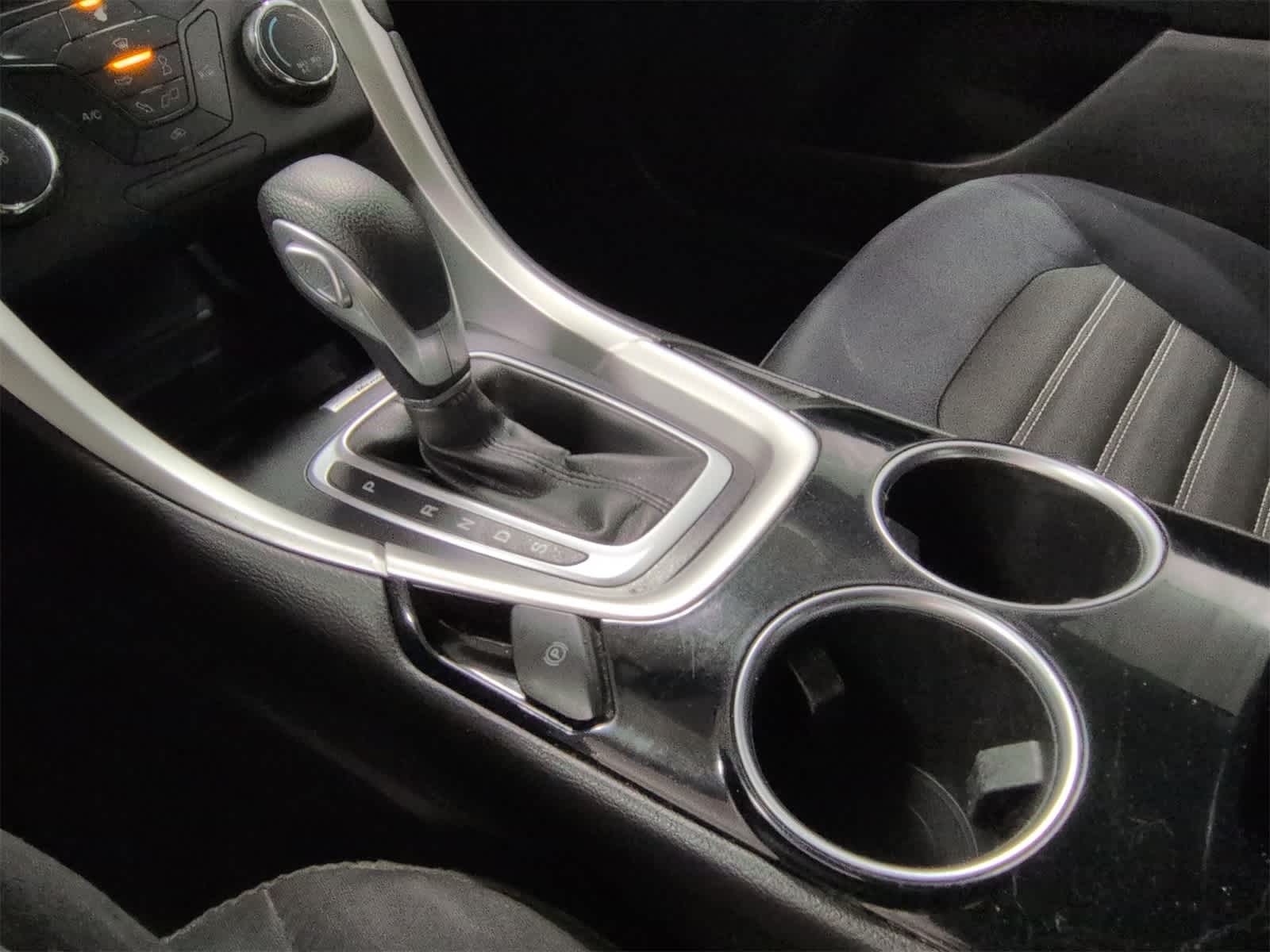 Thumbnail: 2013 Ford Fusion - 30