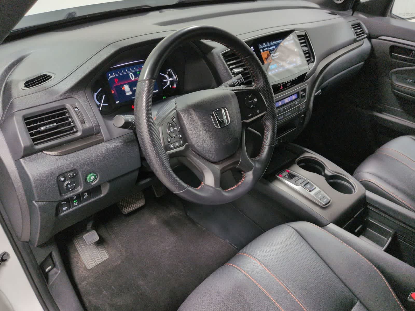 Thumbnail: 2023 Honda Passport - 10