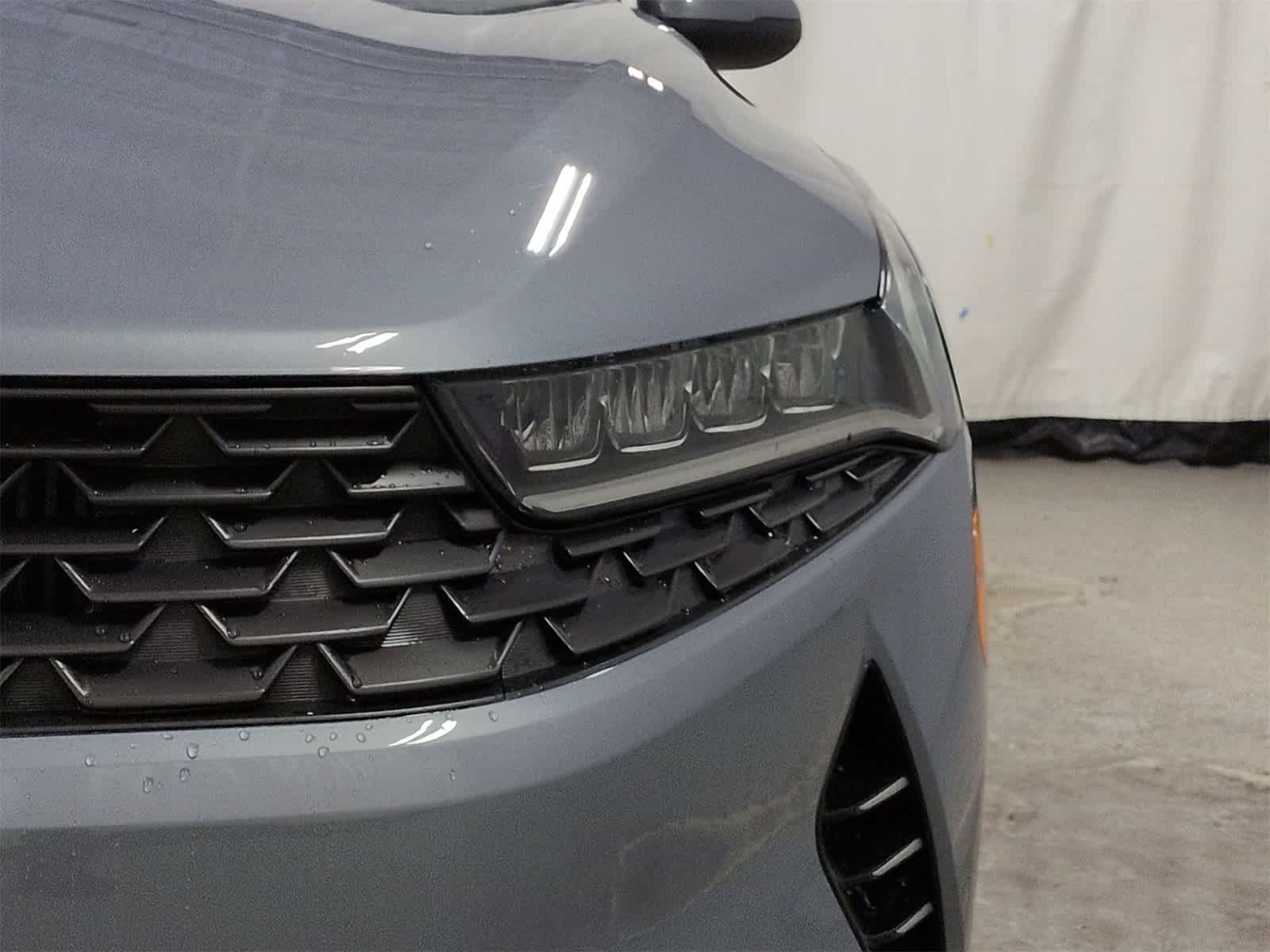 Thumbnail: 2022 Kia K5 - 11