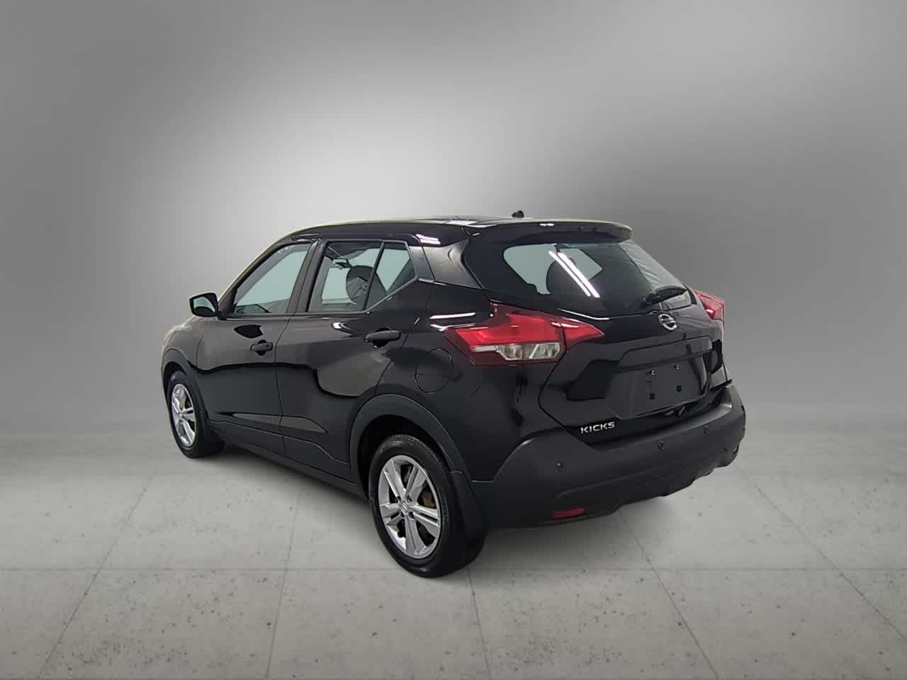 Thumbnail: 2020 Nissan Kicks - 6