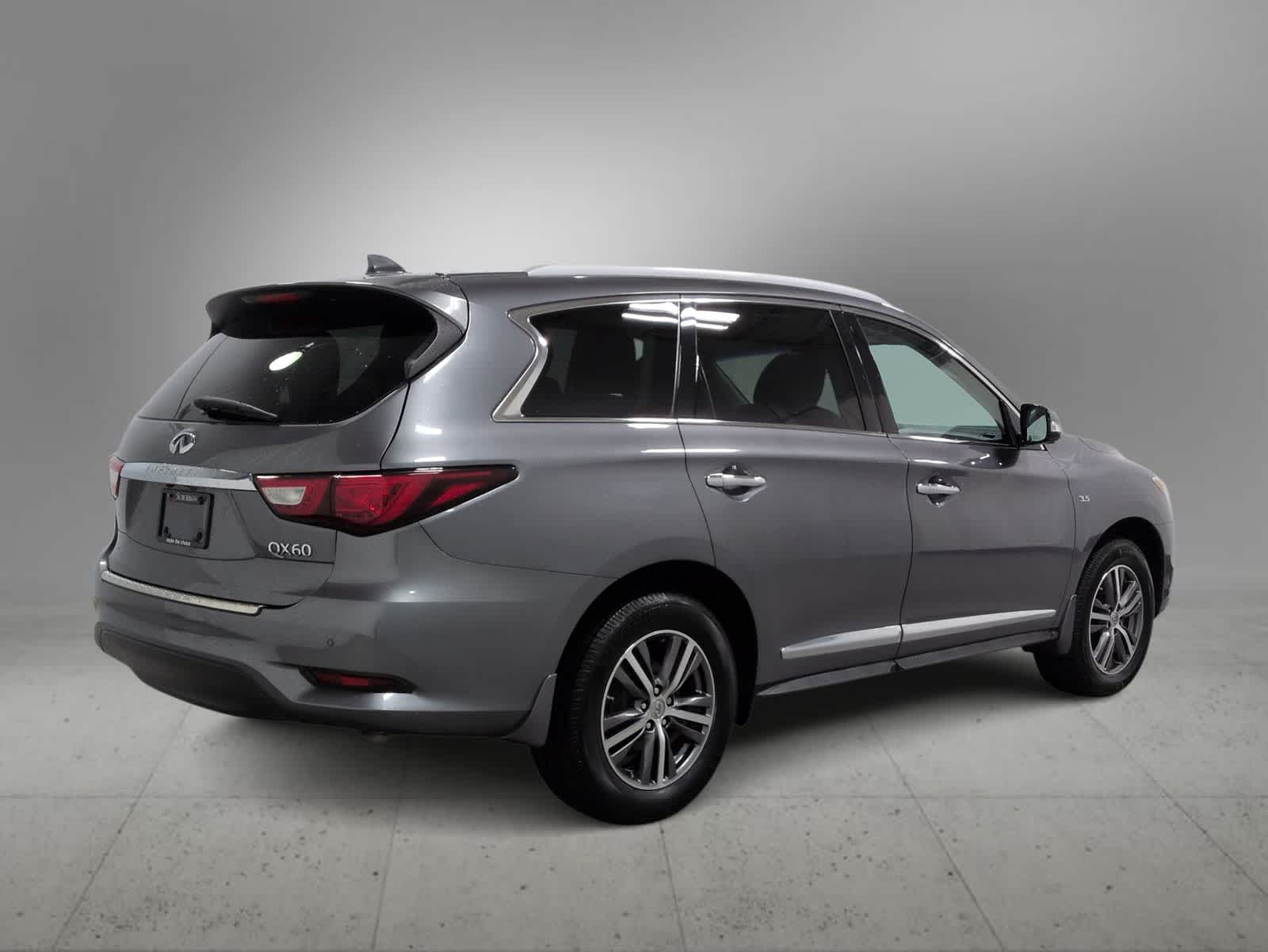 Thumbnail: 2016 INFINITI QX60 - 7
