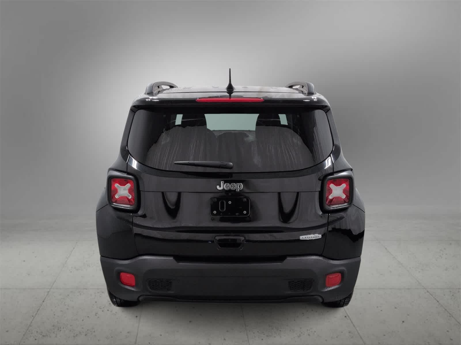 Thumbnail: 2019 Jeep Renegade - 7