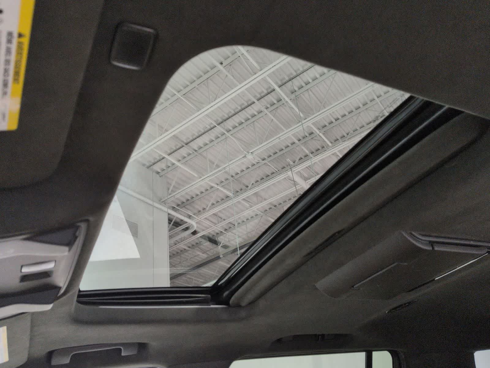 Thumbnail: 2019 Cadillac Escalade - 26