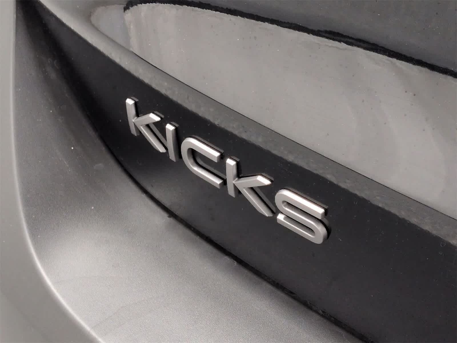 Thumbnail: 2026 Nissan Kicks - 12