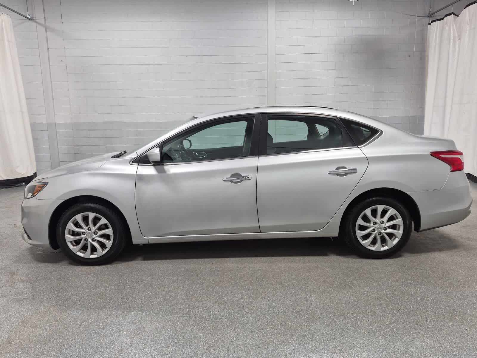 Thumbnail: 2018 Nissan Sentra - 11