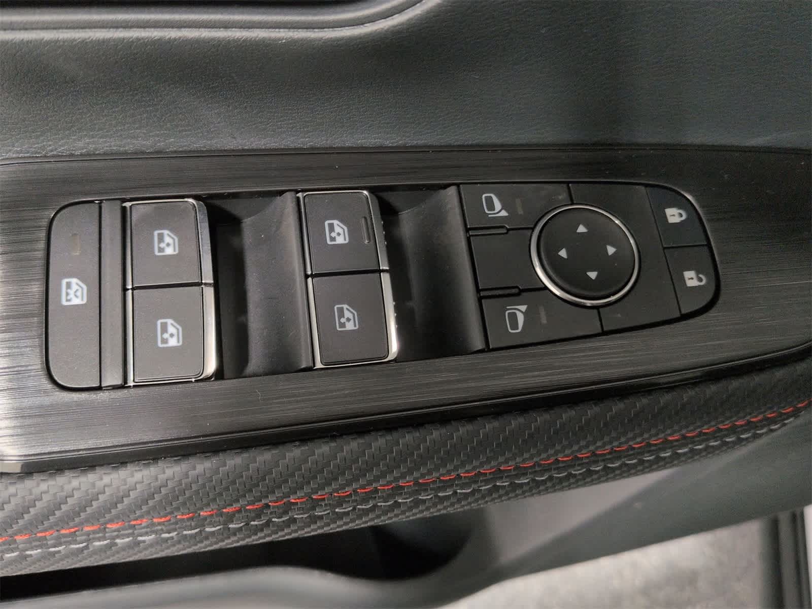 Thumbnail: 2026 Nissan Kicks - 10