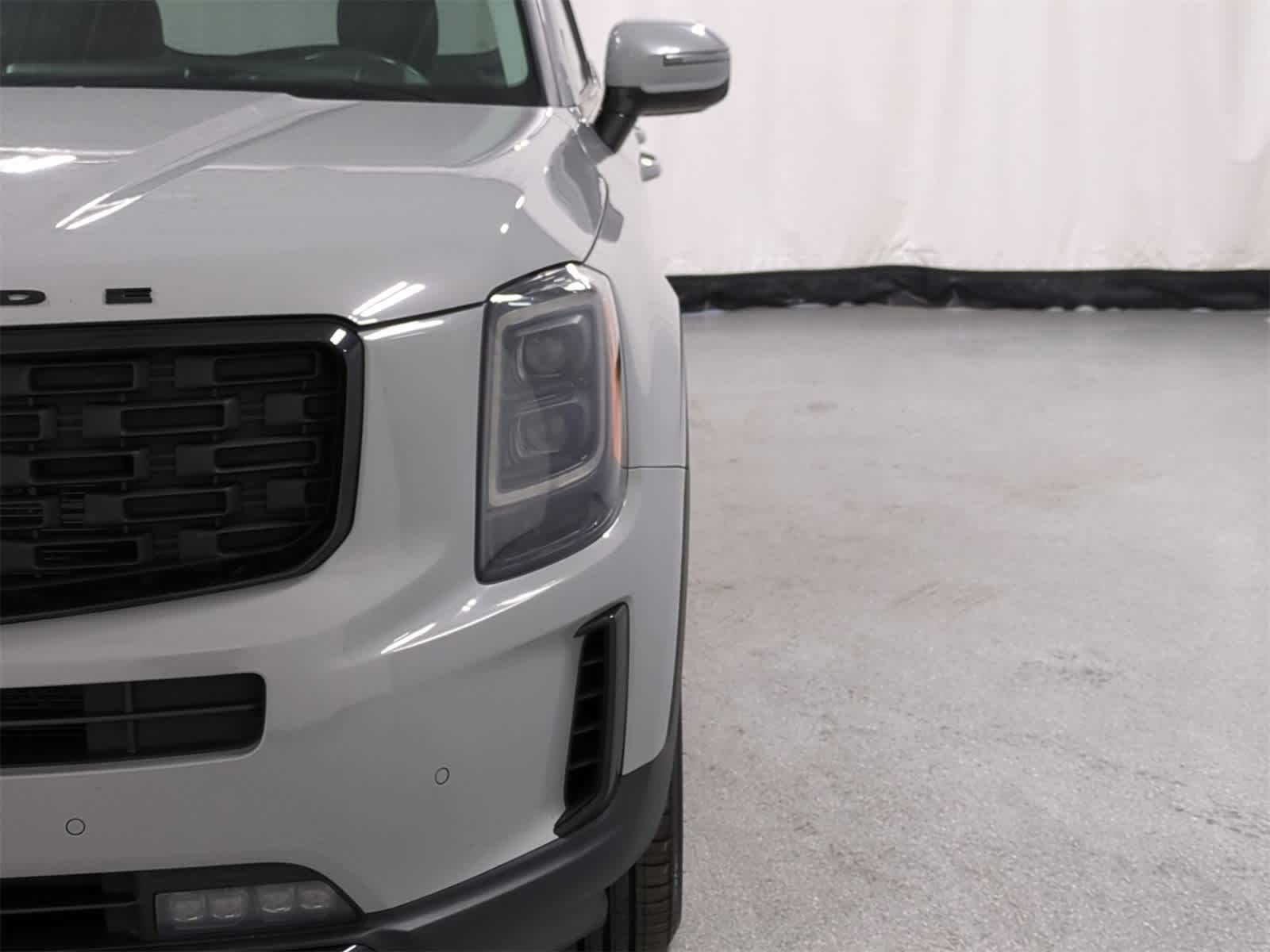 Thumbnail: 2021 Kia Telluride - 11