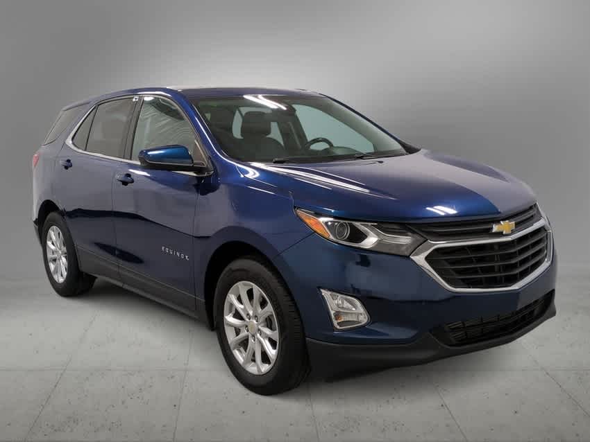 Used 2020 Chevrolet Equinox LT with VIN 2GNAXJEV1L6107152 for sale in Farmington, MI