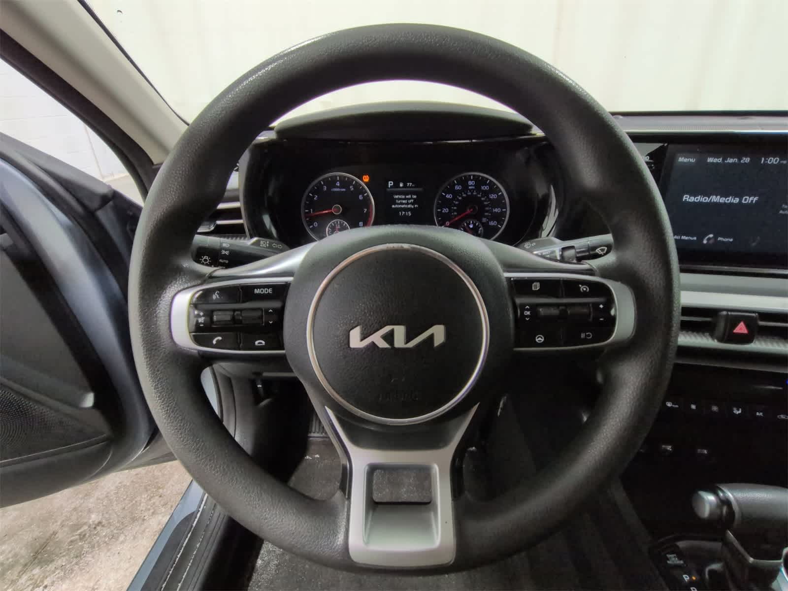 Thumbnail: 2022 Kia K5 - 23