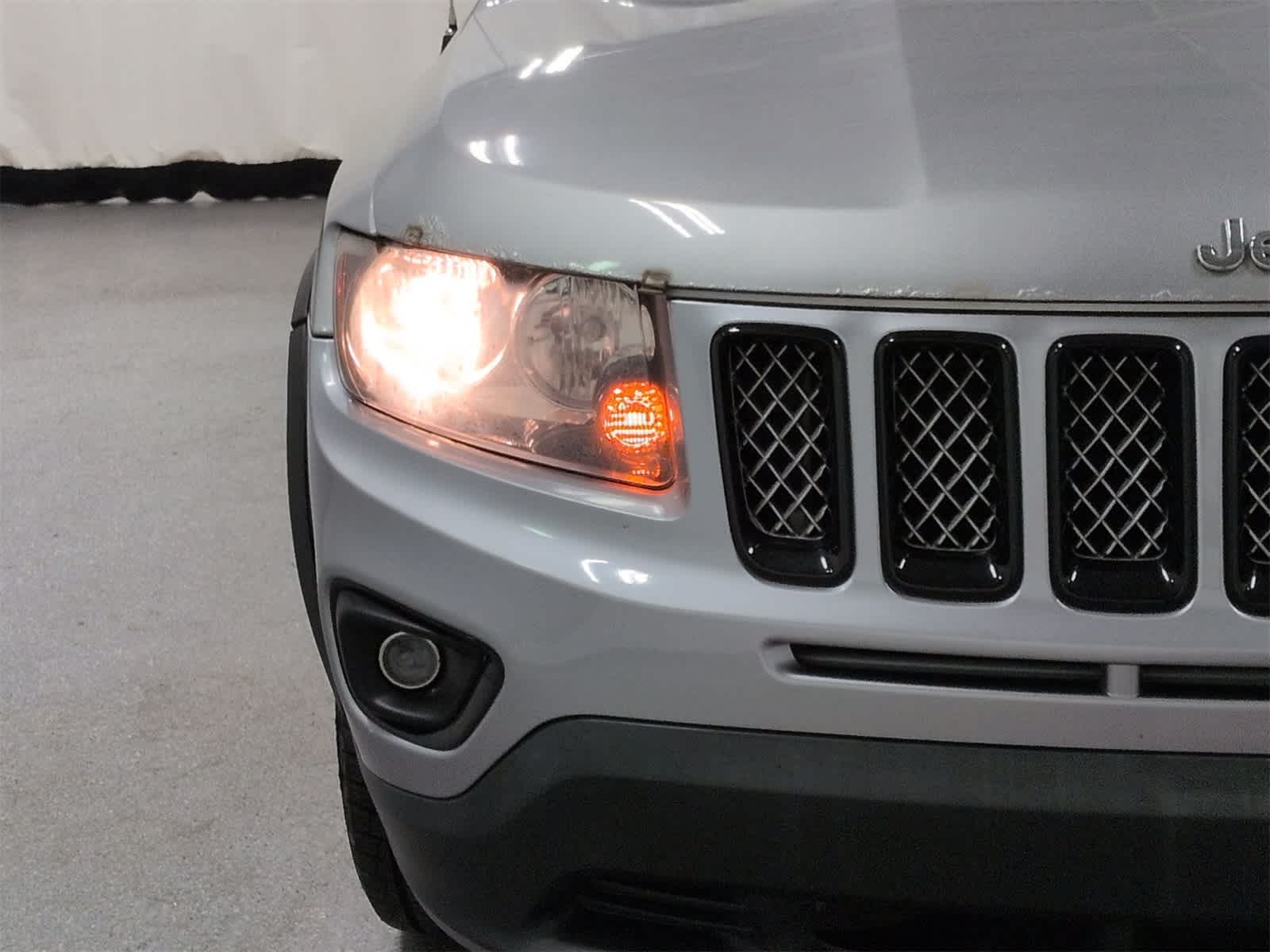 Thumbnail: 2014 Jeep Compass - 3