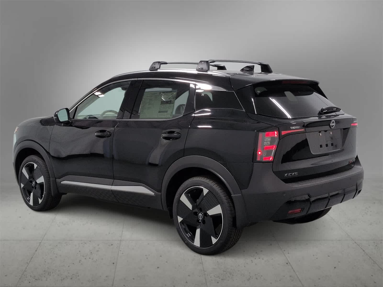 Thumbnail: 2025 Nissan Kicks - 6