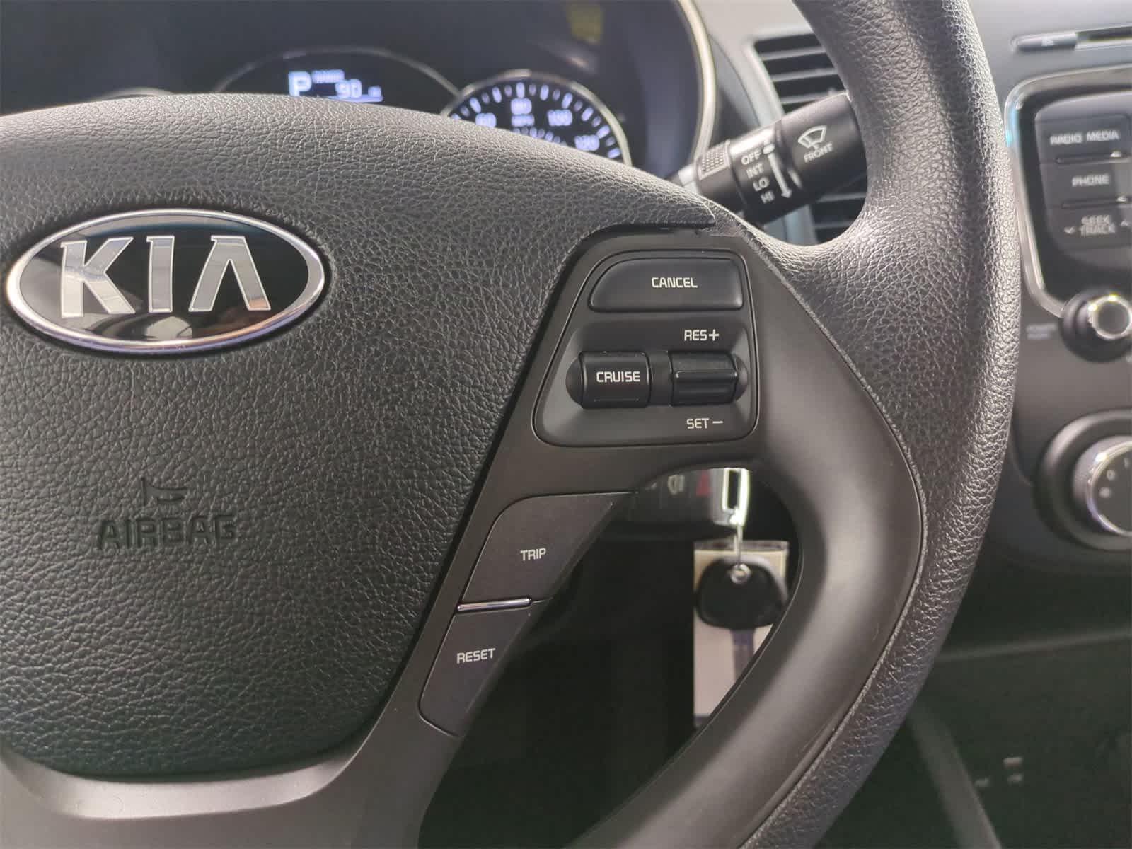 Thumbnail: 2018 Kia Forte - 24