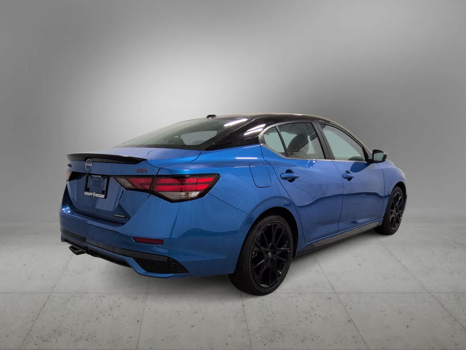 2025 Nissan Sentra SR - Photo 8