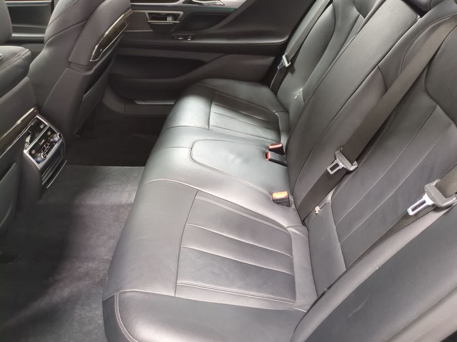 Thumbnail: 2020 BMW 7 Series - 20