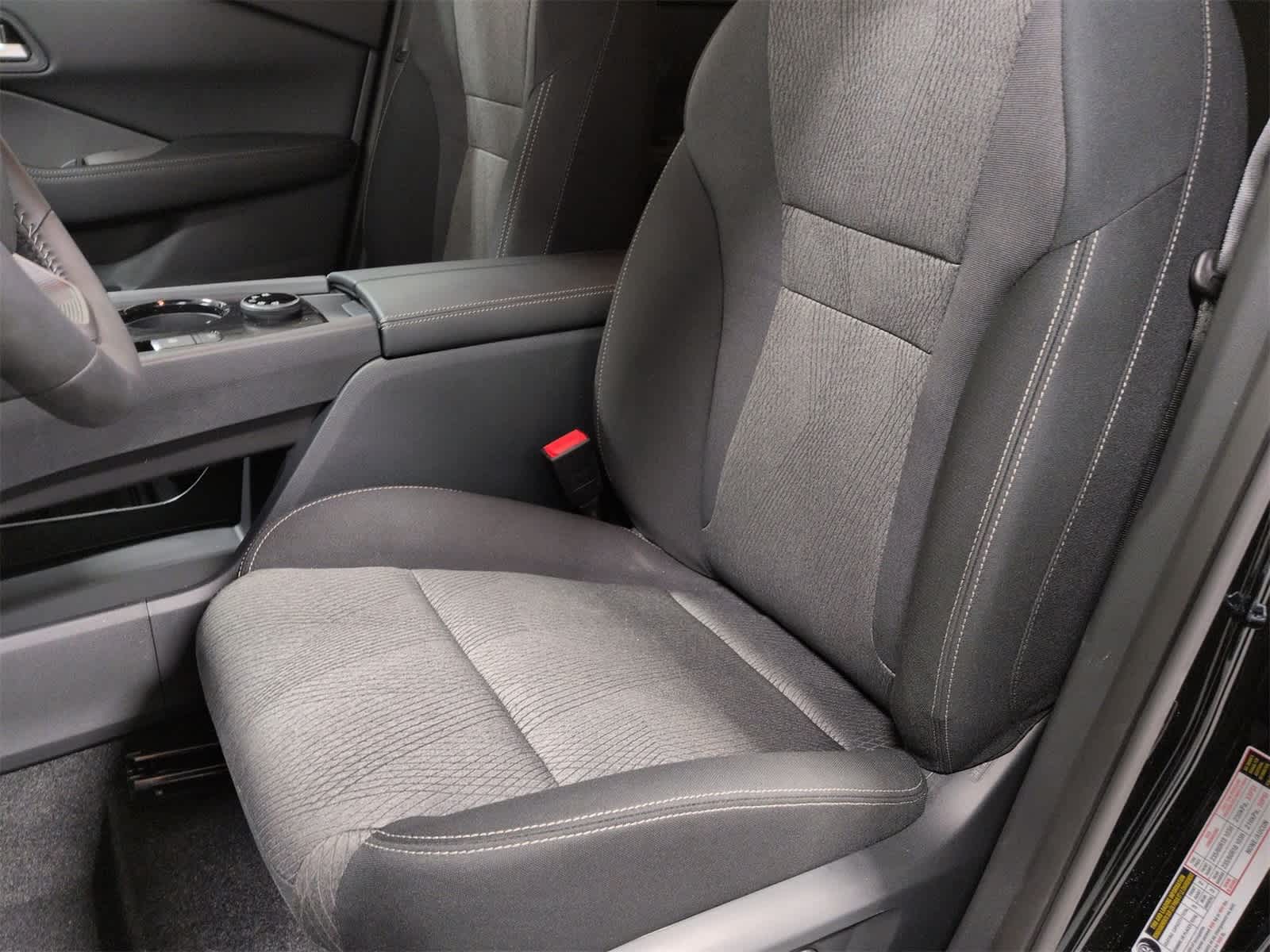 Thumbnail: 2026 Nissan Rogue - 17