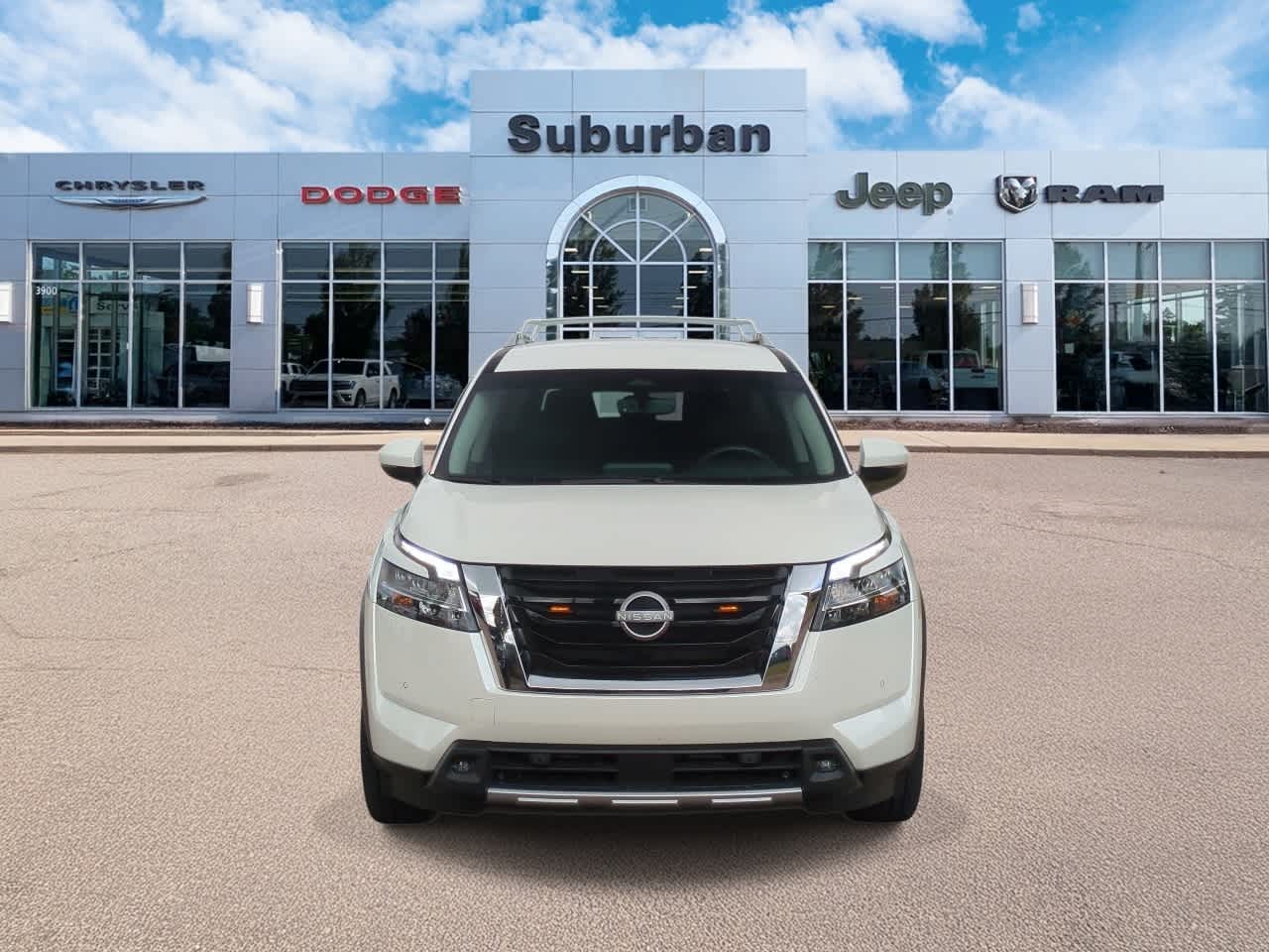 Thumbnail: 2024 Nissan Pathfinder - 3