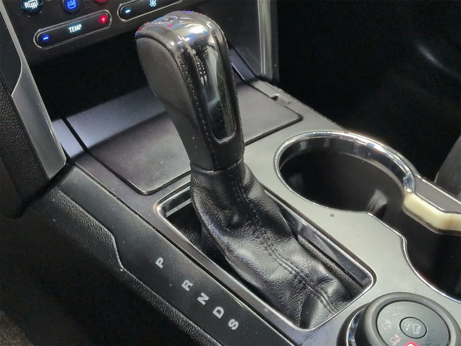 Thumbnail: 2016 Ford Explorer - 35