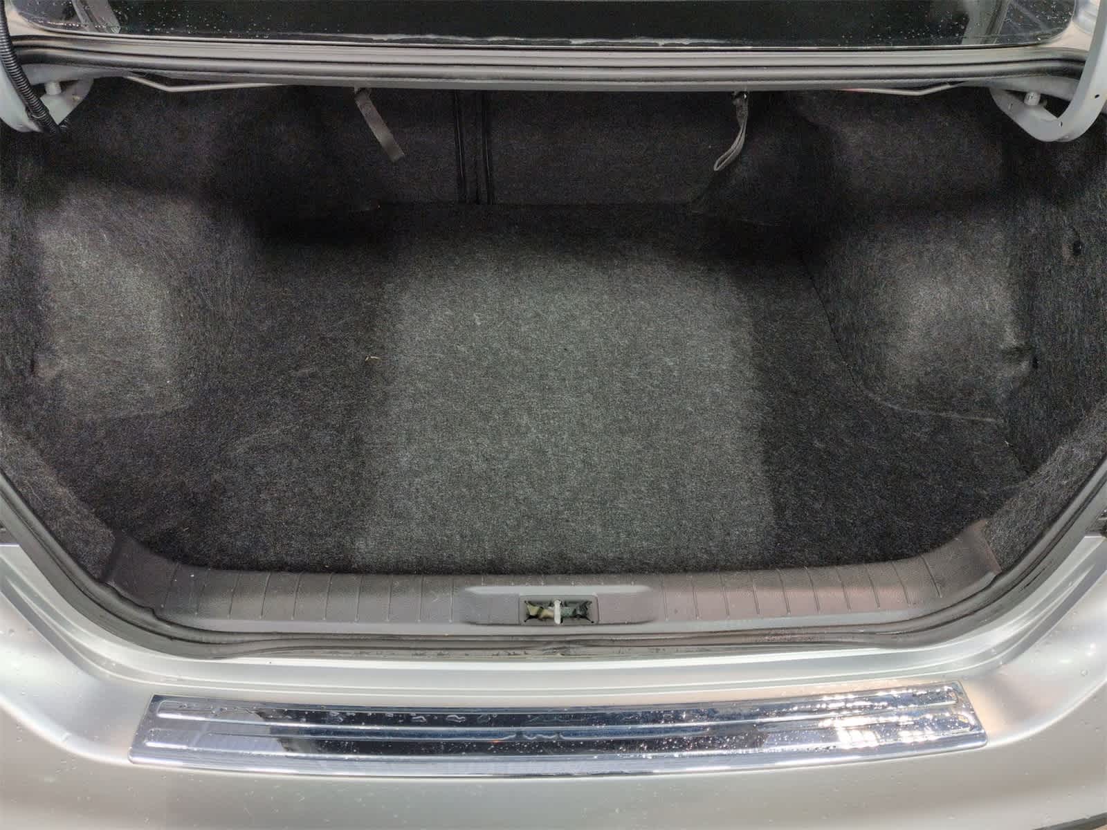 Thumbnail: 2017 Nissan Altima - 34