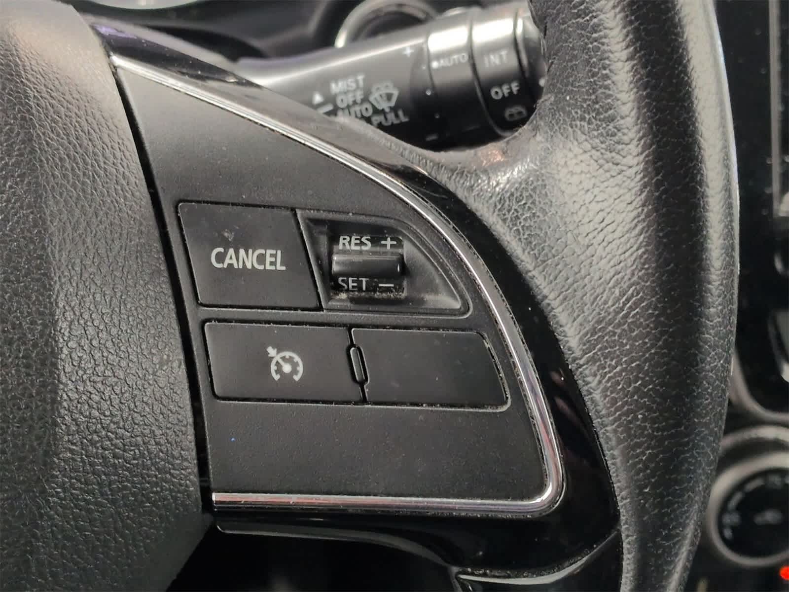 Thumbnail: 2020 Mitsubishi Outlander Sport - 25