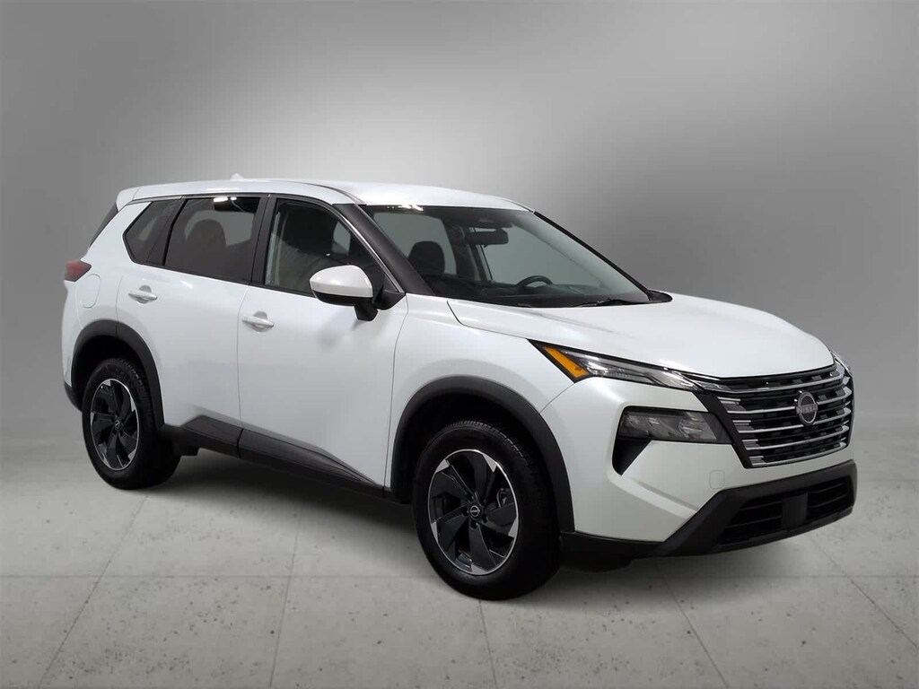 Used 2024 Nissan Rogue SV SUV
