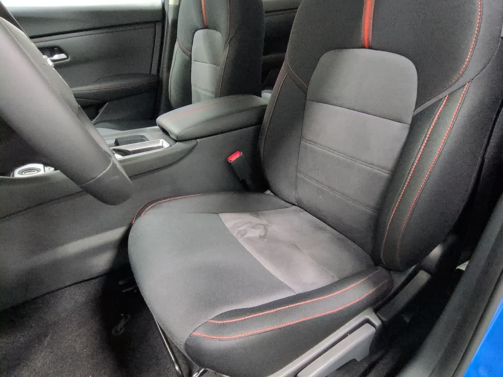 2025 Nissan Sentra SR - Photo 17