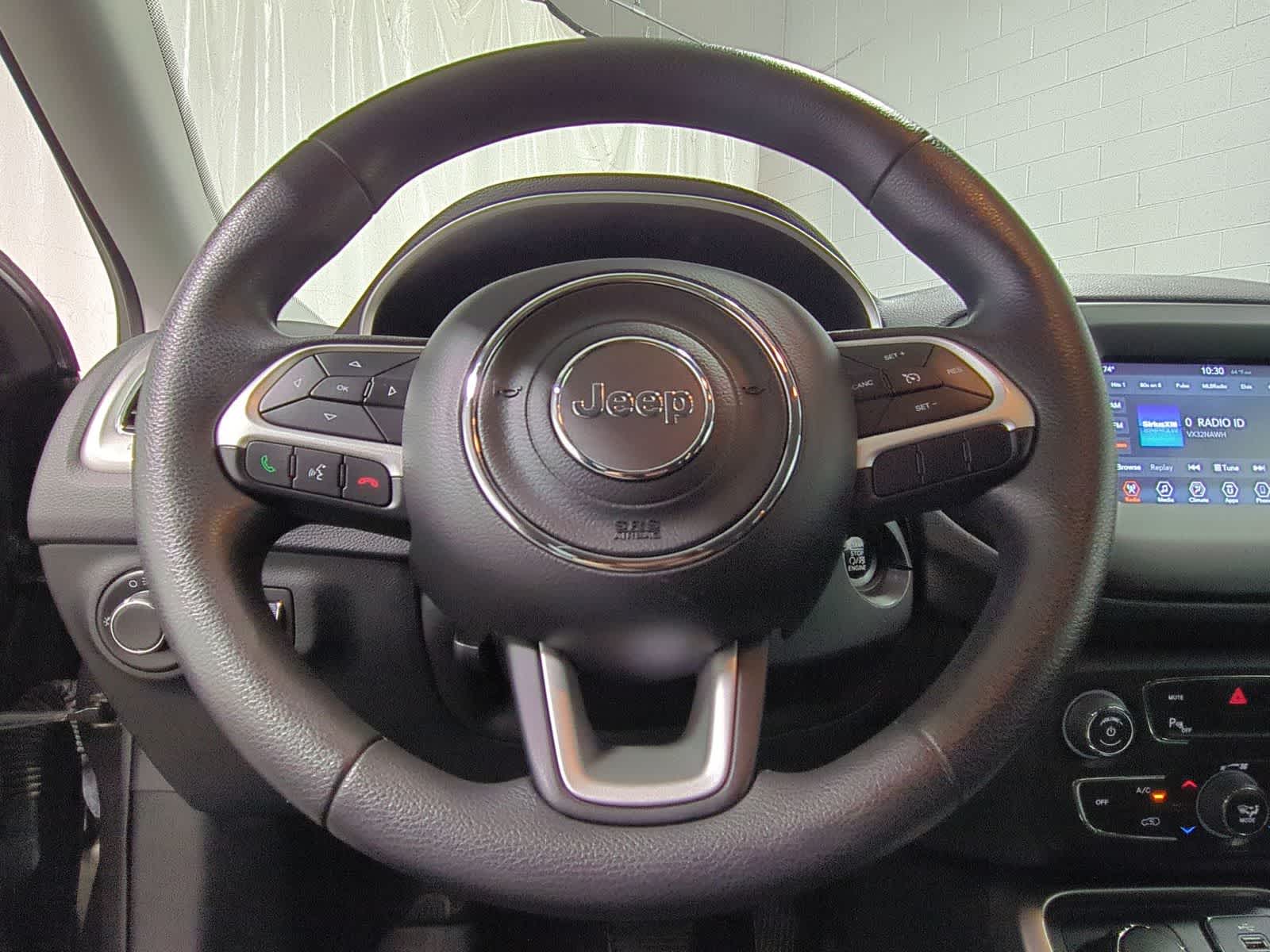 Thumbnail: 2018 Jeep Compass - 22