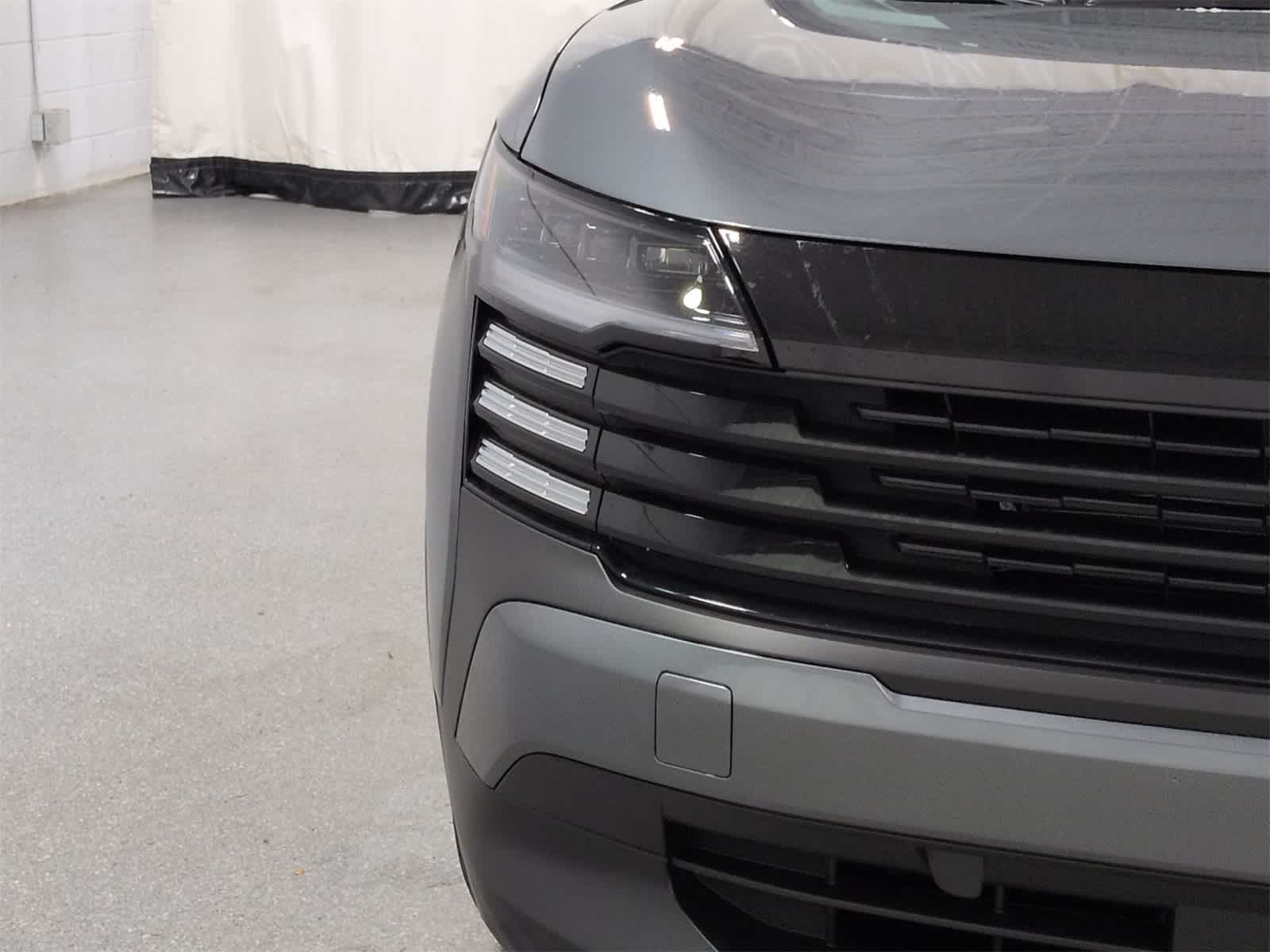 Thumbnail: 2026 Nissan Kicks - 3