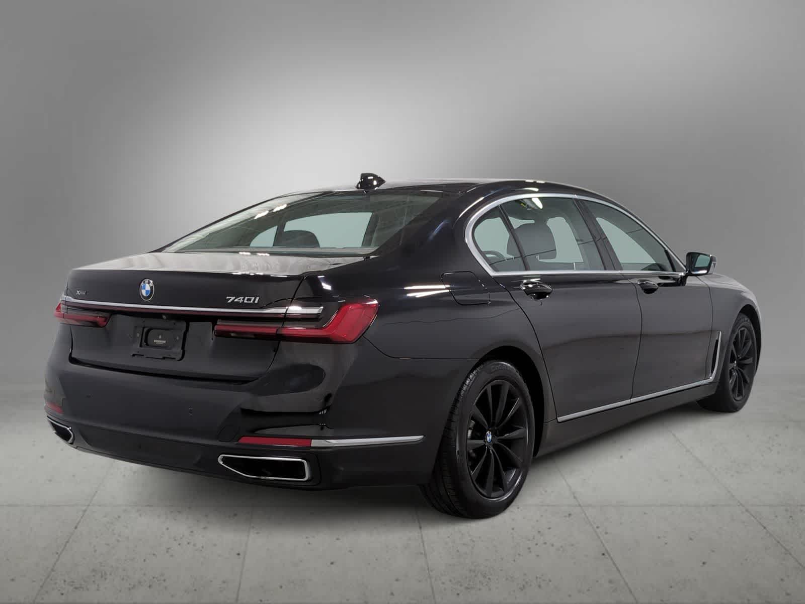 Thumbnail: 2020 BMW 7 Series - 8