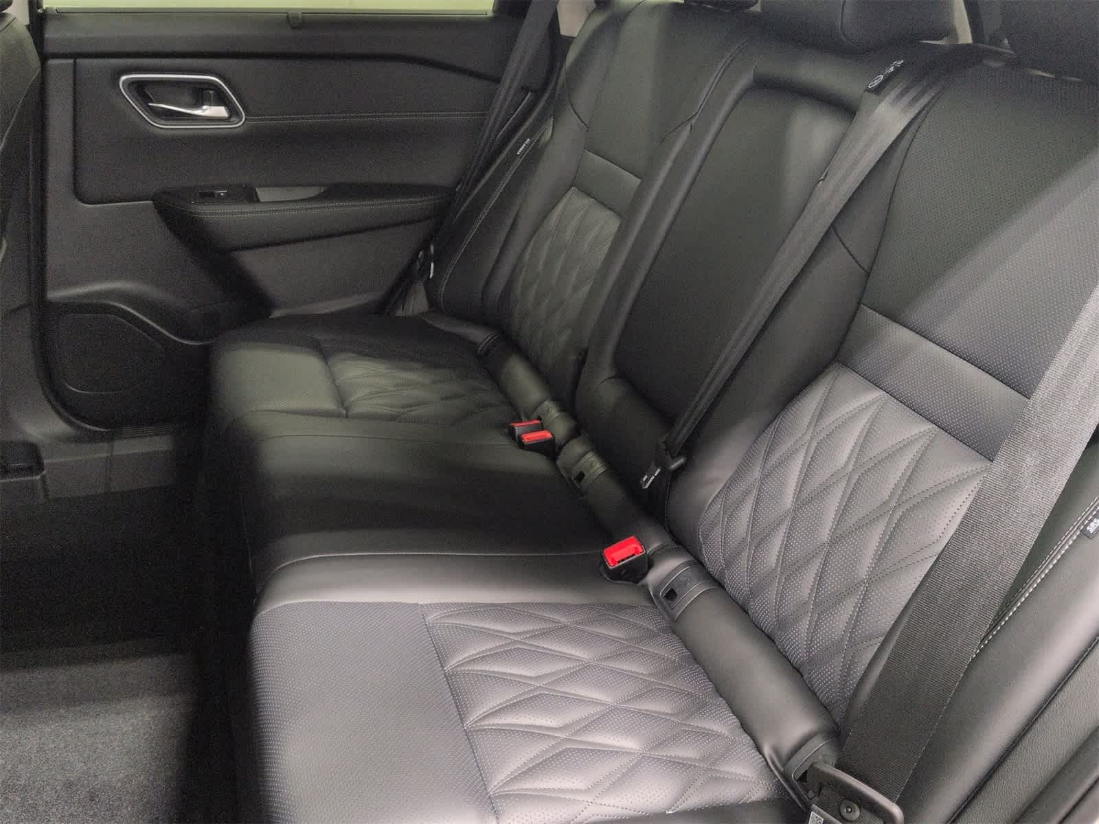 Thumbnail: 2026 Nissan Rogue - 21