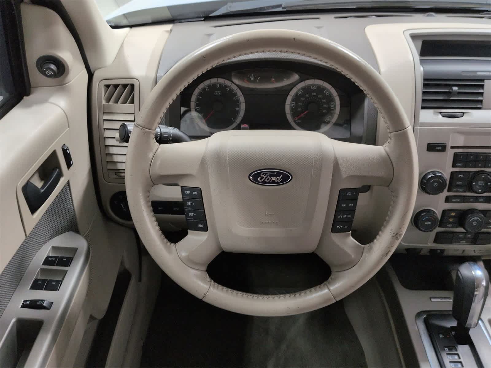 Thumbnail: 2009 Ford Escape - 23