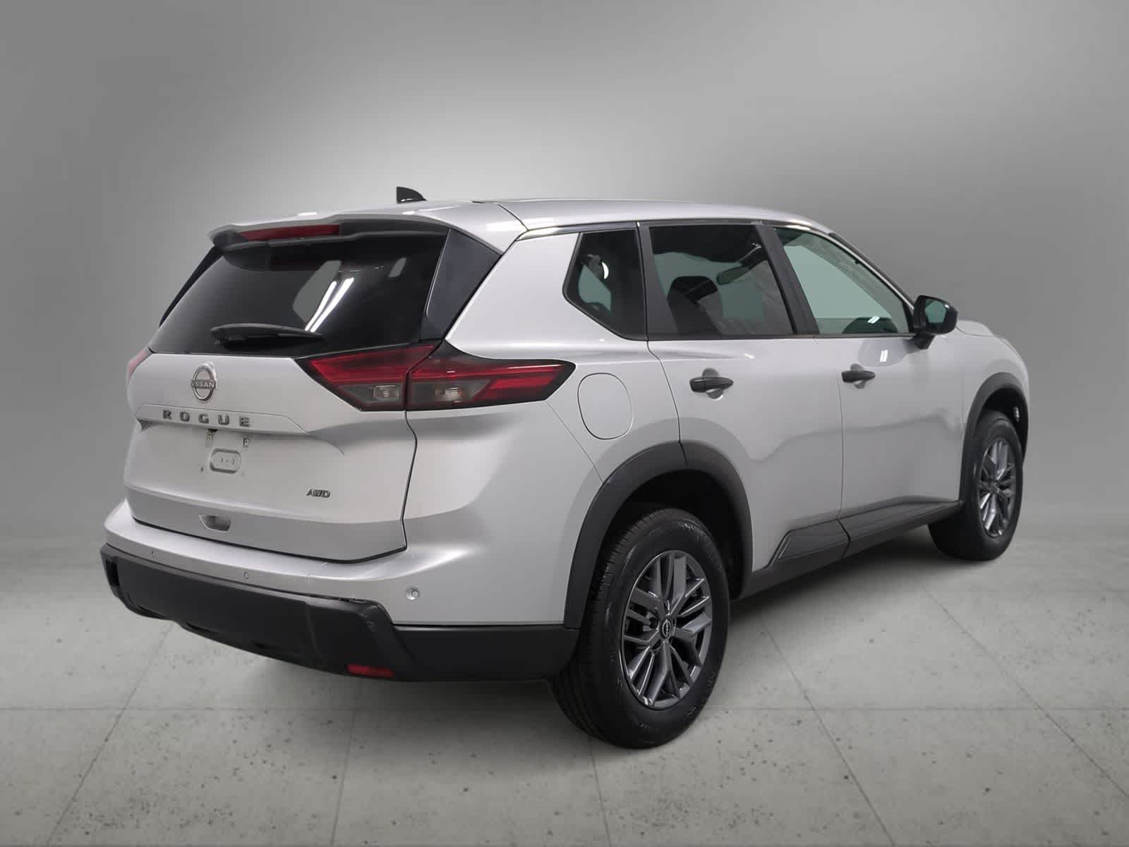 Thumbnail: 2024 Nissan Rogue - 8