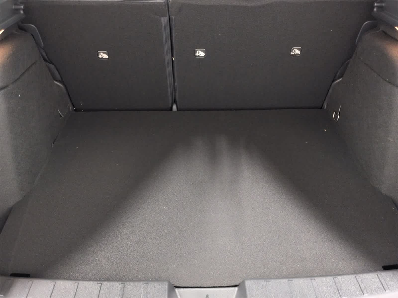 Thumbnail: 2025 Nissan Kicks - 34