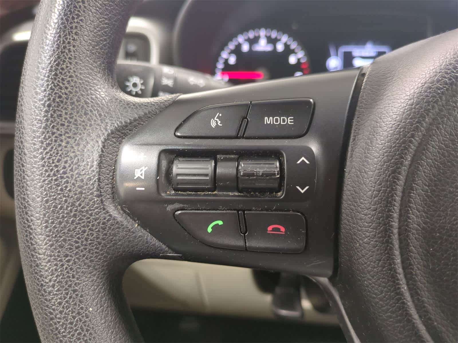 Thumbnail: 2017 Kia Sorento - 24