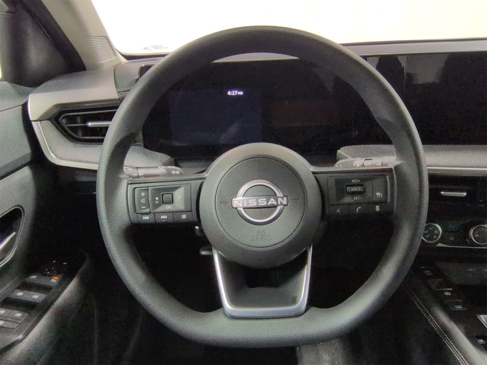 Thumbnail: 2025 Nissan Kicks - 23