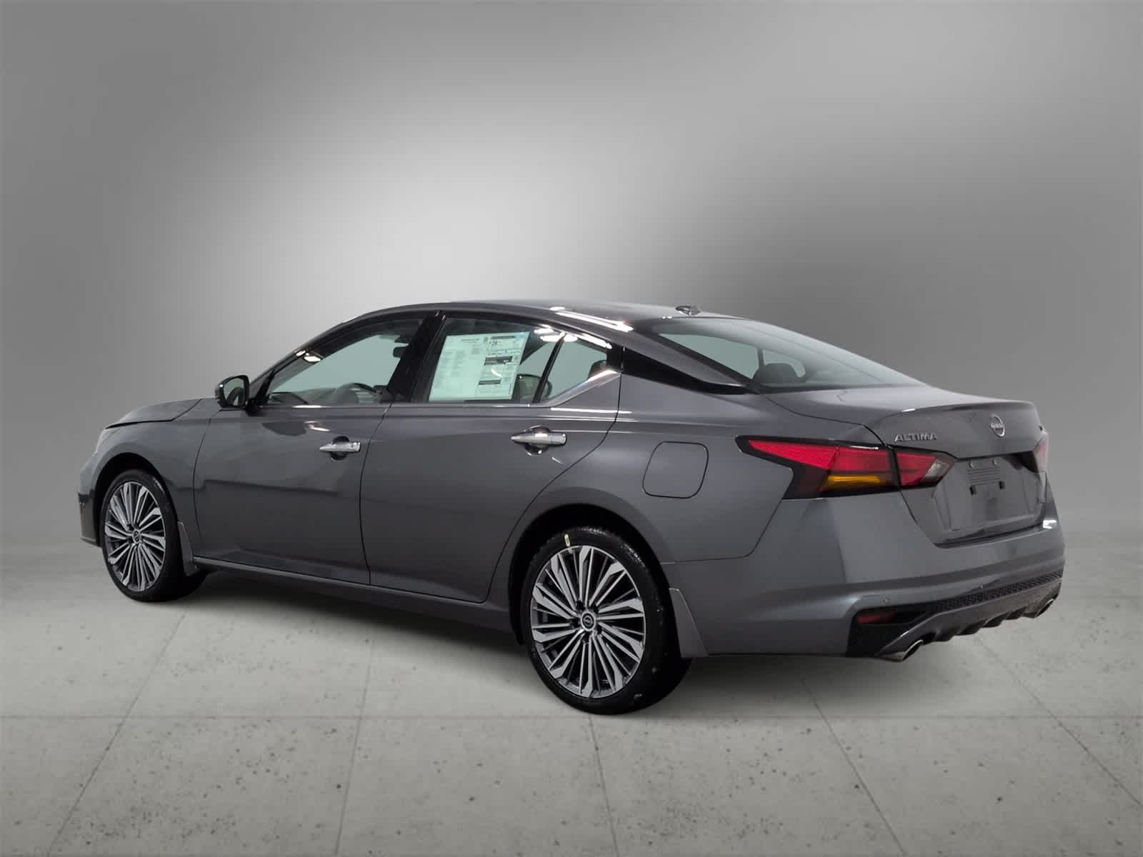 Thumbnail: 2025 Nissan Altima - 6