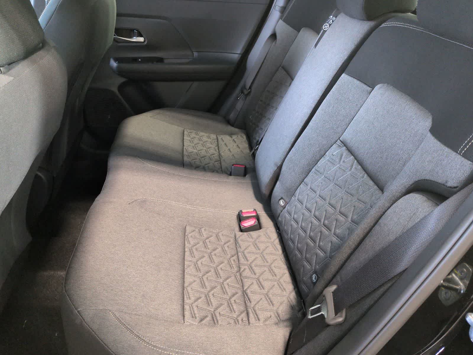 Thumbnail: 2026 Nissan Kicks - 21