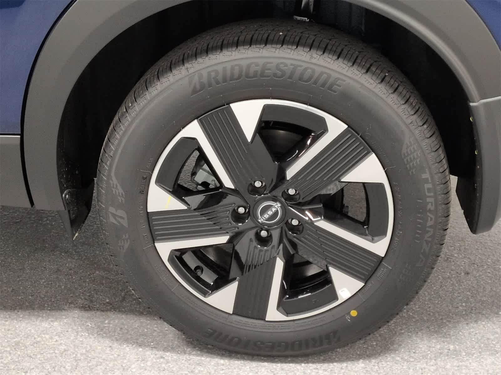 Thumbnail: 2026 Nissan Kicks - 14