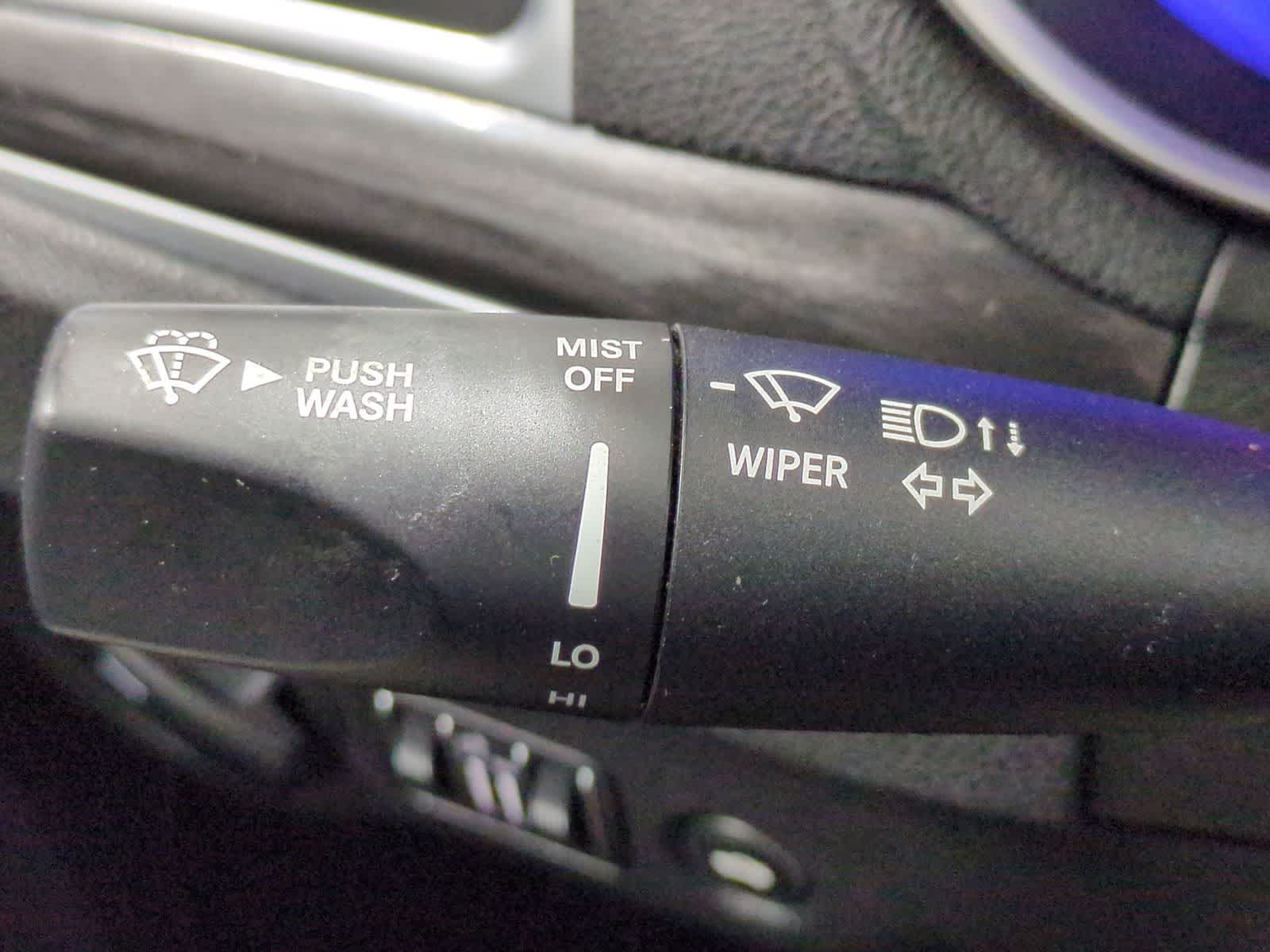 Thumbnail: 2022 Chrysler 300 - 25