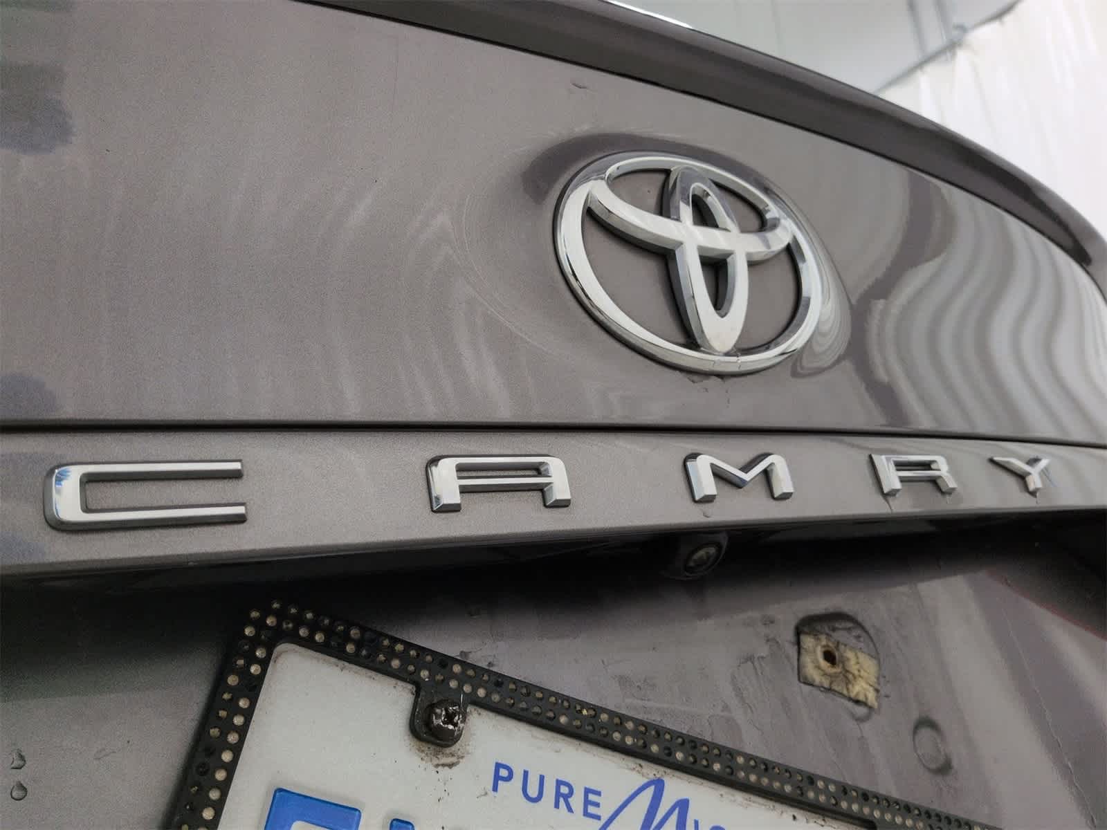 Thumbnail: 2019 Toyota Camry - 13